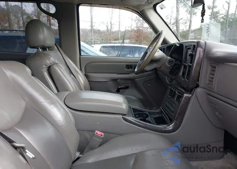 2004 GMC Yukon Denali z USA, uszkodzony, nr VIN 1GKEK63U84J112468